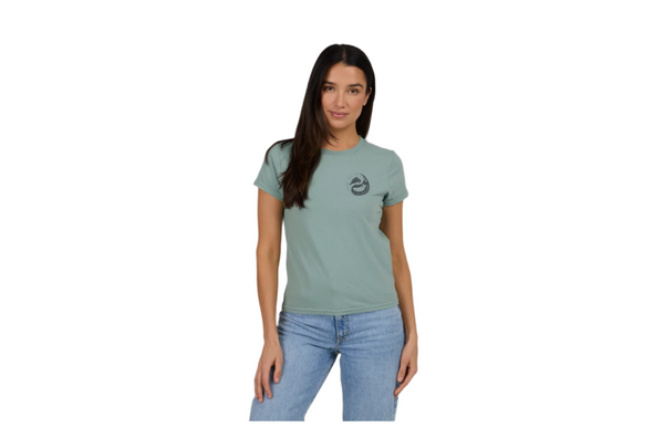 Camiseta Salty Fishin Yang