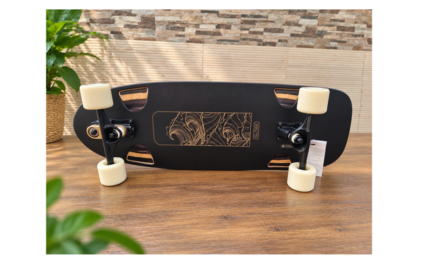 Globe Walrus 31" Surfskate Board