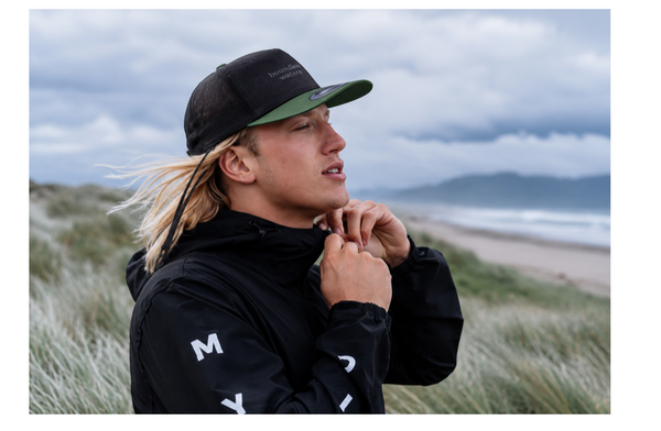 mystic captain cap en la playa