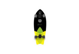 Surfskate MB Drop, resistente y versátil, con ejes especiales para una experiencia de carving fluida y dinámica.
